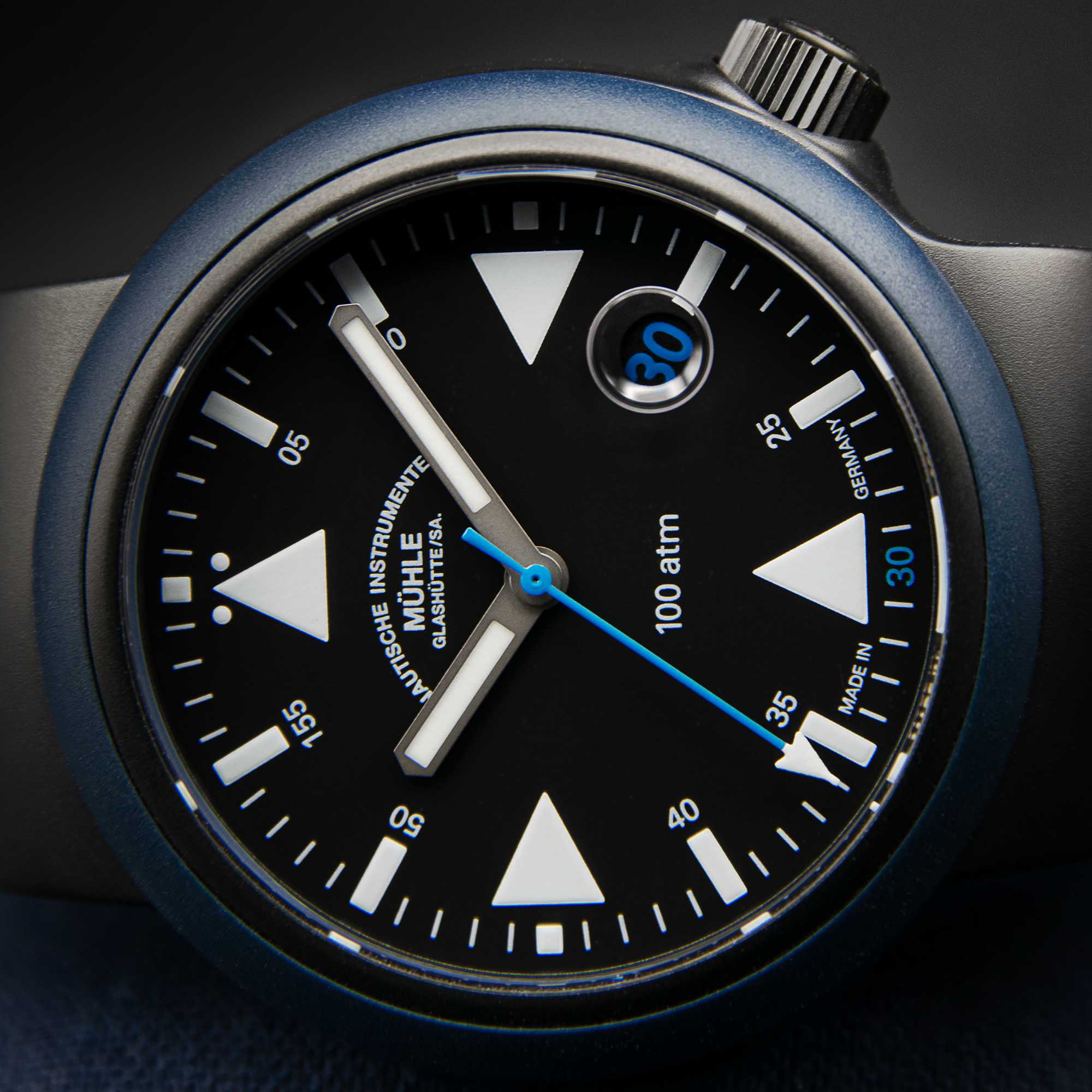 Mühle Glashütte S.A.R. Rescue-Timer Edition 1994 M1-41-03-1994-KB 30系プリウス！オリジナルストレートマフラー！リアピースデュアル