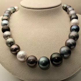         Weißgold, Halsschmuck, Catherine Sauvage Harlekin-Zuchtperlkette 504-9132 rund multicolor, 35 Perlen Länge ca.44,5 cm 504-9132