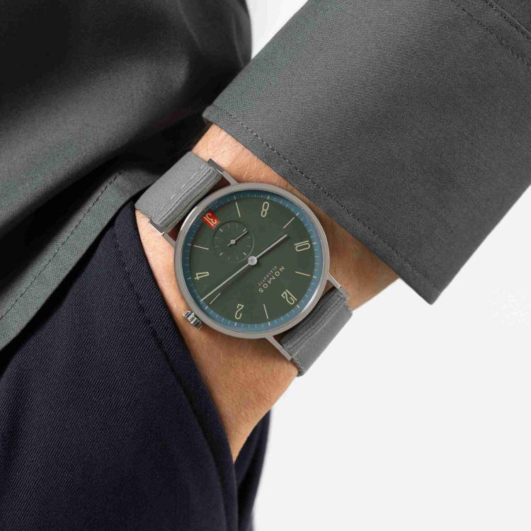 NOMOS Glashütte Tangente 38 Datum Lakritze  - Bild 9 