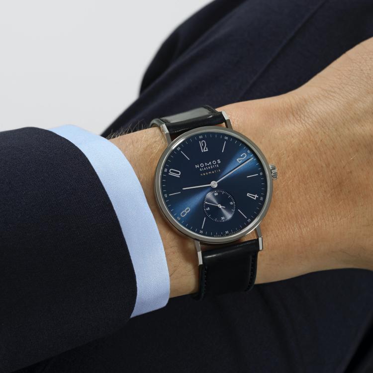 NOMOS Glashütte Tangente neomatik 39 blaugold - Bild 5 