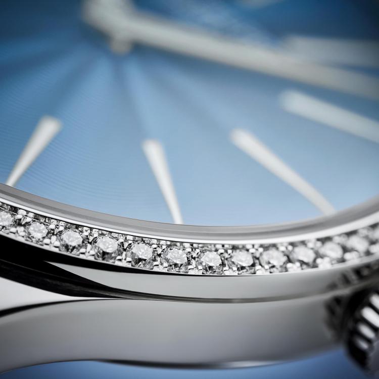 Patek Philippe Calatrava - Bild 8 