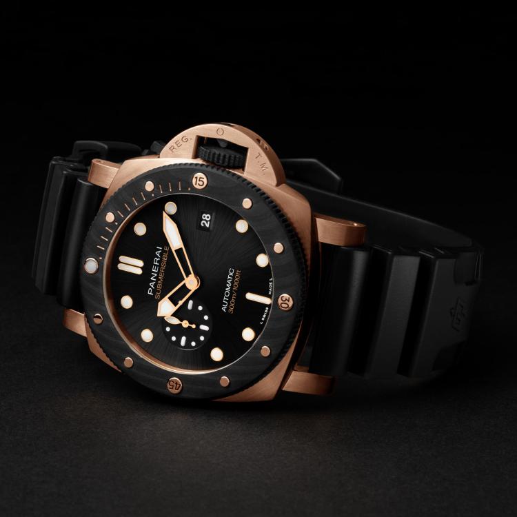 Panerai Submersible QuarantaQuattro Goldtech™ OroCarbo - Bild 2 