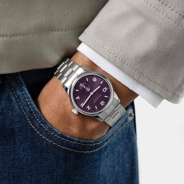 NOMOS Glashütte Club Sport Neomatik 34 Purple - Bild 6 
