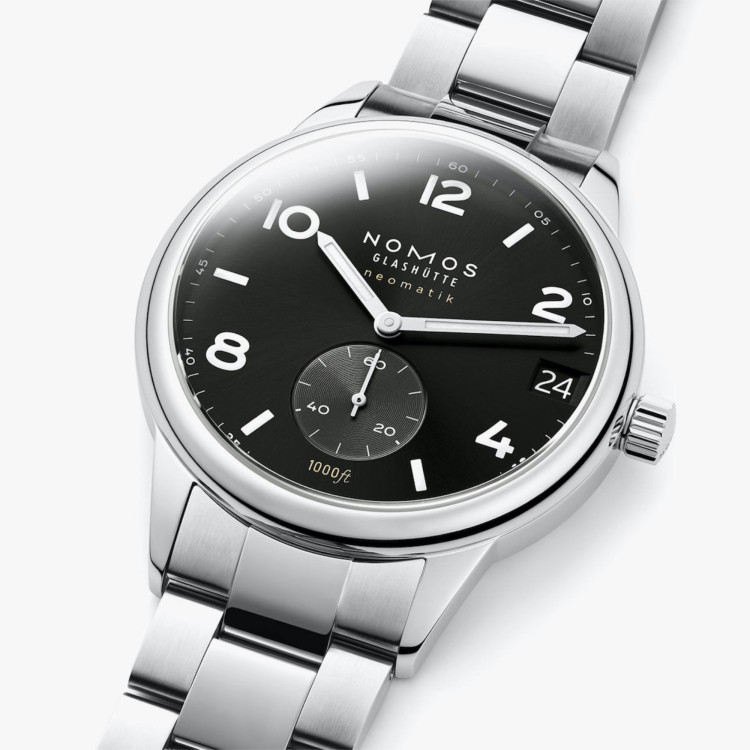 NOMOS Glashütte Club Sport neomatik 42 Datum schwarz - Bild 3 