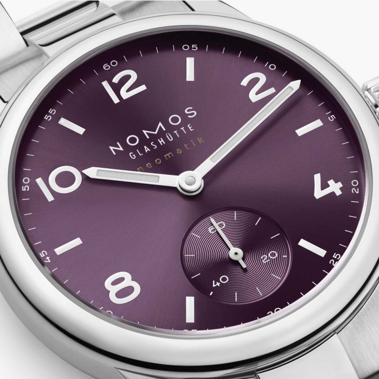 NOMOS Glashütte Club Sport Neomatik 34 Purple - Bild 4 