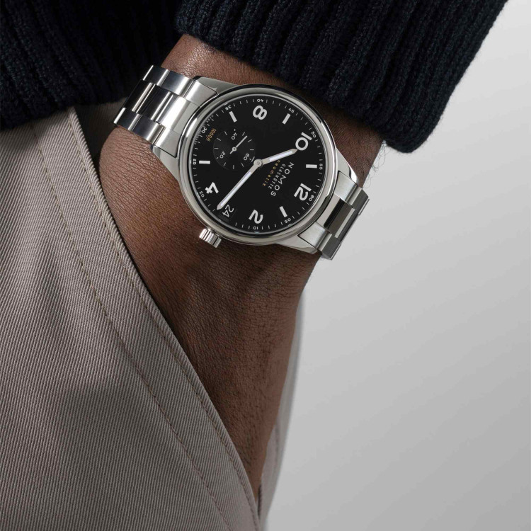 NOMOS Glashütte Club Sport neomatik 42 Datum schwarz - Bild 7 