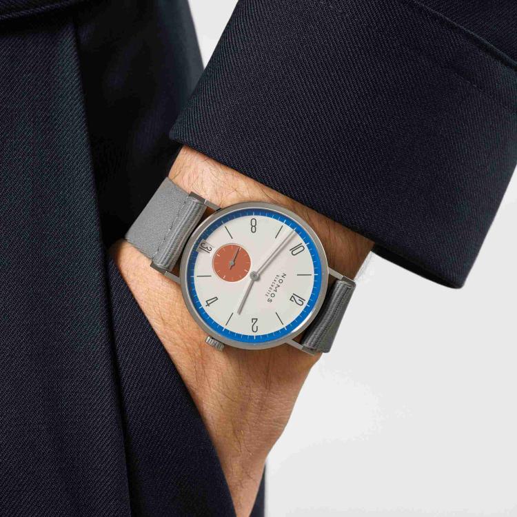 NOMOS Glashütte Tangente 38 Datum Zirkus  - Bild 7 