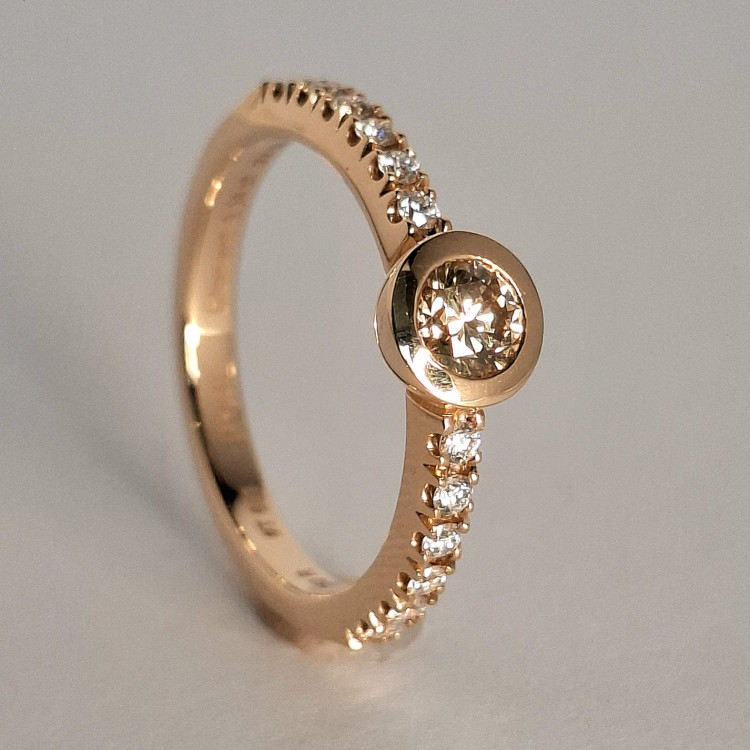 Jochen Pohl JOCHEN POHL Ring 750/- RG Diamanten im Brillant Schliff "Fancy Brown" 0,34 ct und 0,2 ct RW 54,5 - Bild 3 