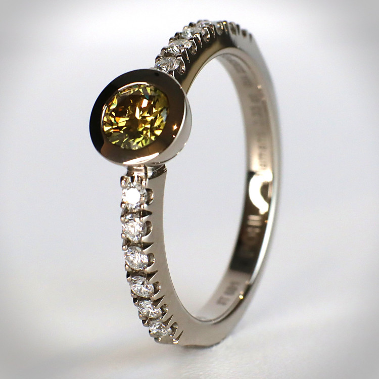 Ringe,  Jochen Pohl JOCHEN POHL Ring 750/-WG Diamanten im Brillantschliff "Fancy Brown" 0,33 ct + 0,2ct G IF RW 54,5 