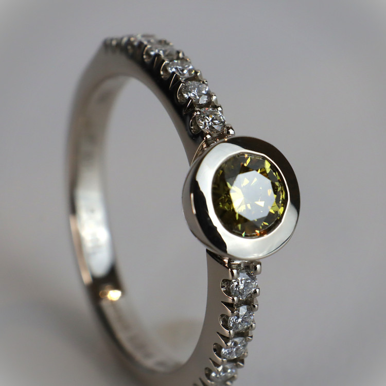 Jochen Pohl JOCHEN POHL Ring 750/-WG Diamanten im Brillantschliff "Fancy Brown" 0,33 ct + 0,2ct G IF RW 54,5 - Bild 5 