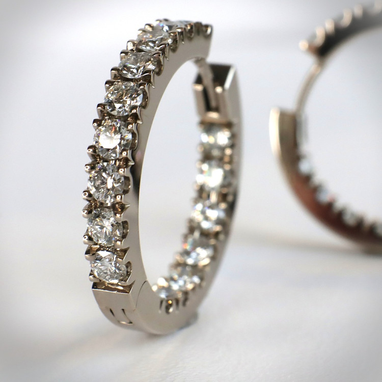 Jochen Pohl JOCHEN POHL Creole 750/-WG Diamanten im Brillantschliff G IF 1,94ct - Bild 3 