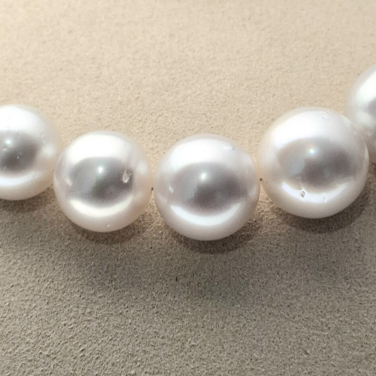 Catherine Sauvage Südsee-Zuchtperlkette 501-8991 rund weiß 29 Perlen, Länge ca.42,5 cm - Bild 3 