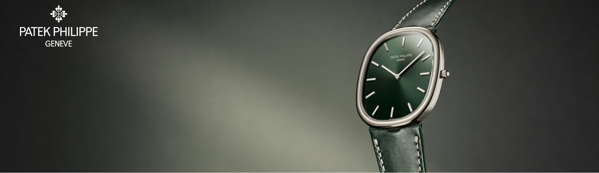 5738G August Mit Wei&szlig;em Logo